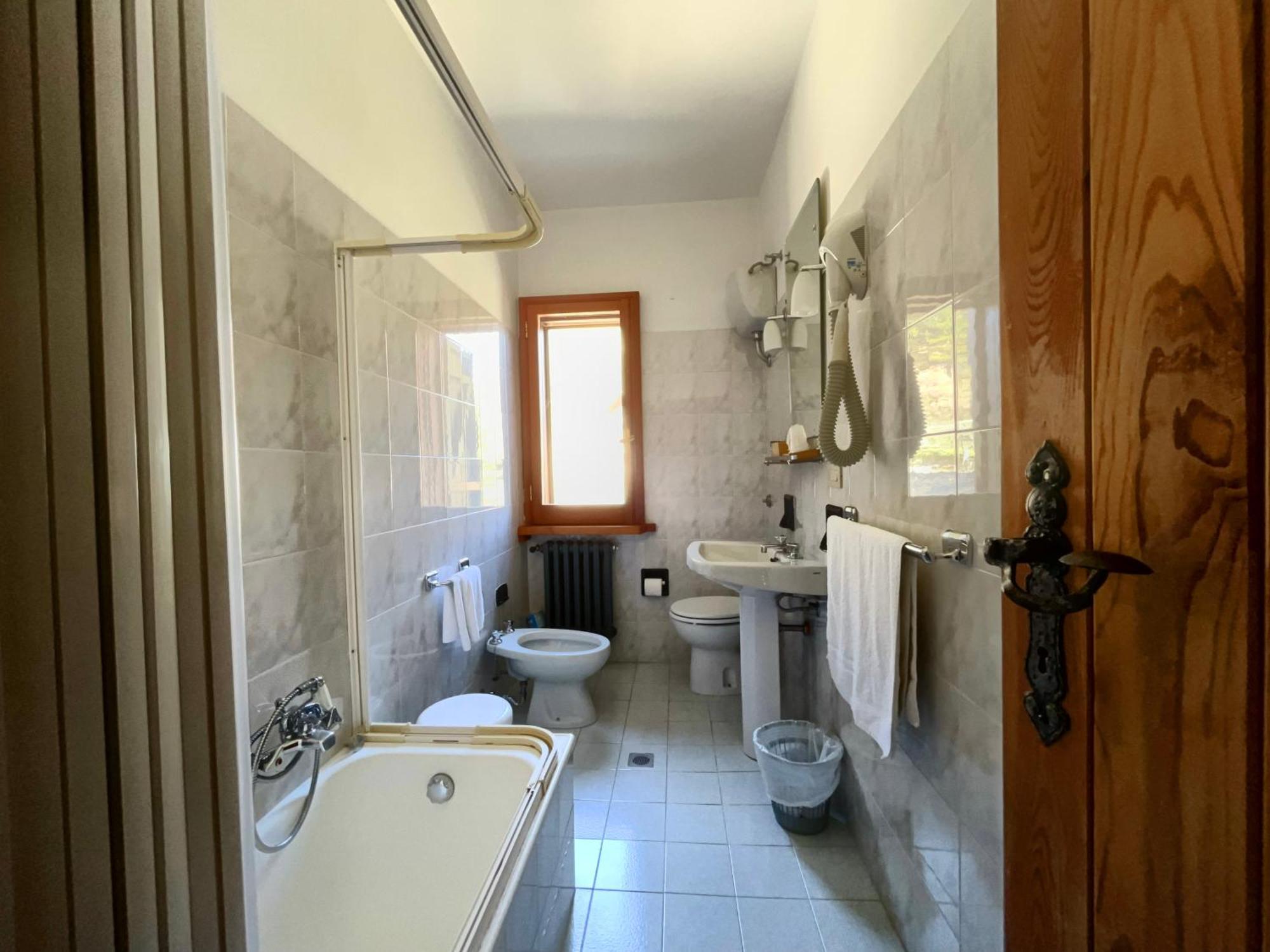 Hotel Garni Mille Pini Скано Екстериор снимка